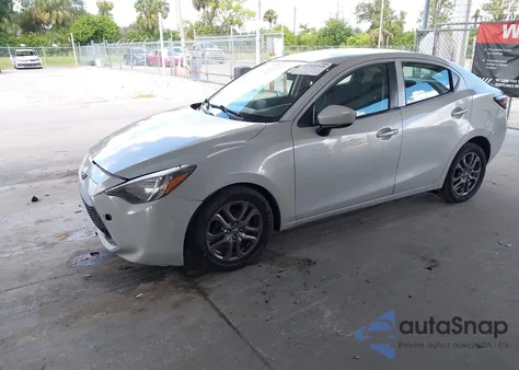 2019 Toyota Yaris Le from USA, damaged, VIN 3MYDLBYV1KY522618